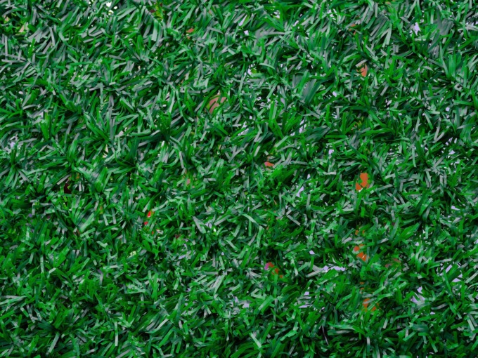 Trasforma il tuo giardino con l’erba sintetica: i vantaggi di una soluzione moderna