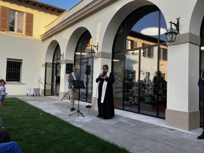 Mazzano: inaugurata la nuova biblioteca
