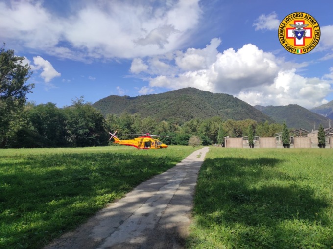 Si sente male durante una passeggiata: nulla da fare per un 80enne