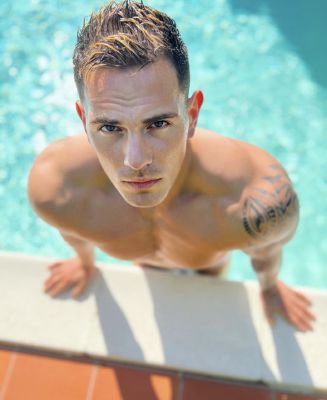 Valentino Leonardi: il bello di Montichiari posa per For Men Magazine