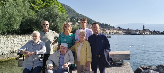 Un compleanno speciale: il signor Vincenzo spegne oggi 100 candeline