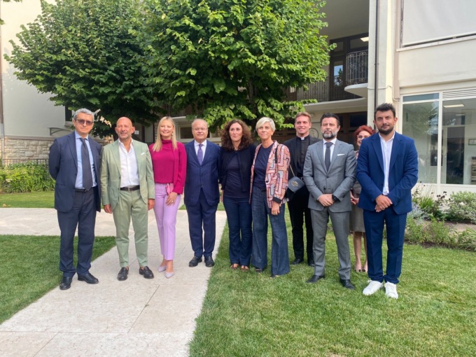 Primo  giorno di scuola: il saluto del presidente della provincia di Brescia Moraschini