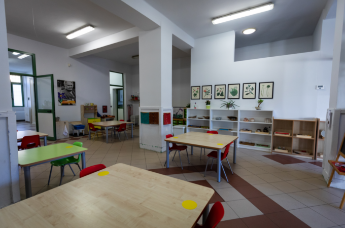 Una commedia per aiutare la scuola danneggiata dal maltempo