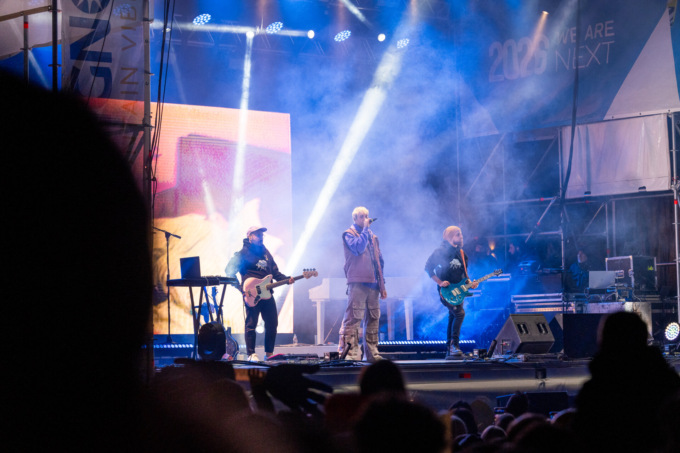 Il Livigno Mountain Vibes non poteva finire meglio: Mr Rain emoziona l’intera piazza