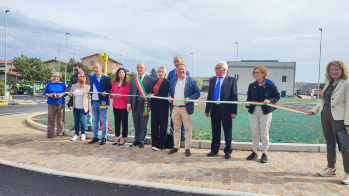 Sp 116: inaugurata la rotatoria in località Scaiola