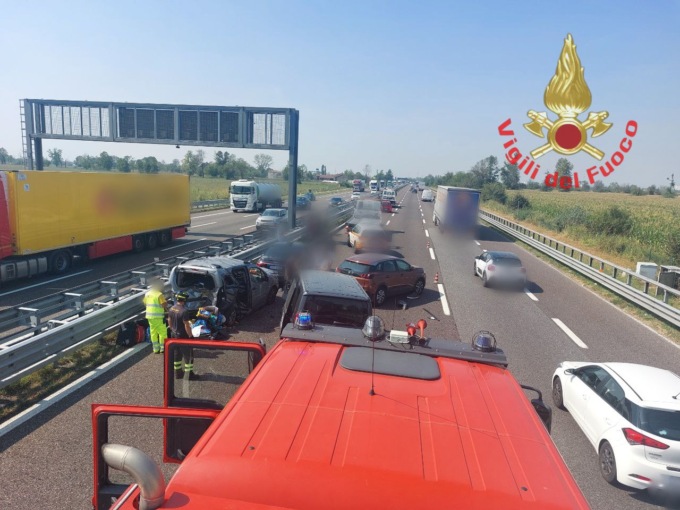 Sinistro in A4 tra Brescia est e Brescia centro: l’intervento dei Vigili del Fuoco