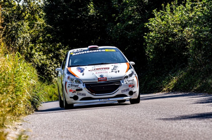 R-X Team: terza posizione assoluta tra le scuderie al 46esimo Rally 1000 Miglia