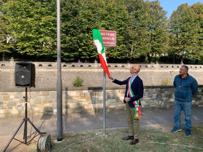 Sul lungofiume “Tina Anselmi” si respira aria di libertà e lo spirito della Resistenza
