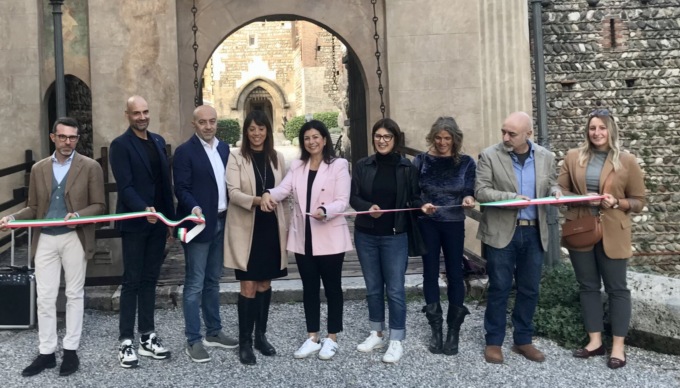 L’ingresso del Castello Bonoris cambia volto