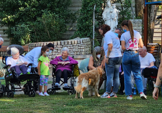 Pet Therapy per i nonni alla Casa di riposo di Manerbio