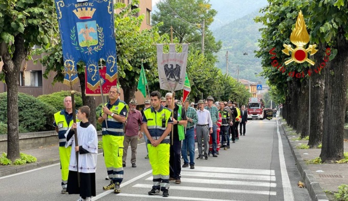 Giacomo Botticchio: il giorno dell’ultimo saluto al Capo Squadra Volontario dei Vigili del Fuoco a Breno