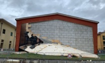 Il maltempo ha distrutto il mega murale delle scuole medie