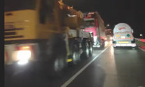 Nozza di Vestone, camion blocca il traffico sulla strada che collega la frazione con Barghe