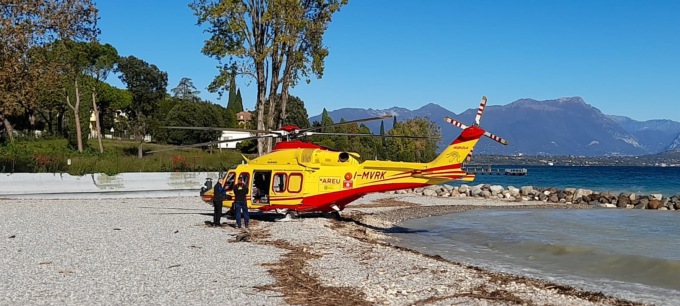 Investimento a Desenzano del Garda, grave un uomo di 64 anni