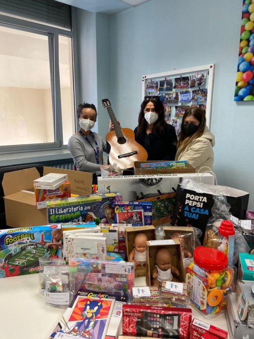 Giochi, allegria e musica per i bambini ricoverati in ospedale