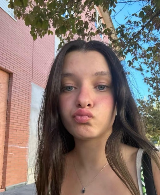 Addio a Guia, aveva solo 17 anni la studentessa del Bagatta morta a Madrid