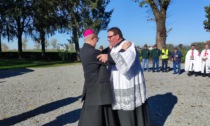 Il vescovo Tremolanda in visita al Santuario di Mariano Comella