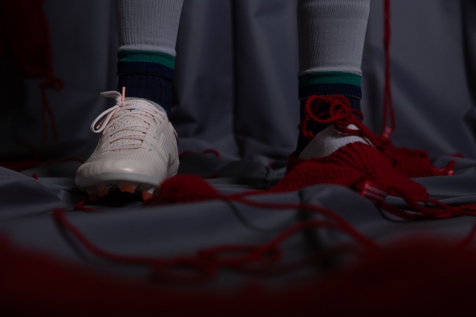 Feralpisalò: con le scarpette rosse per dire basta alla violenza sulle donne