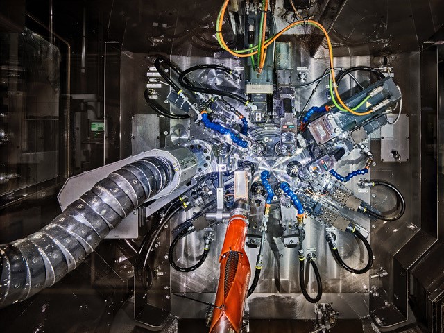 “La fabbrica intelligente”: online gli scatti della masterclass fotografica