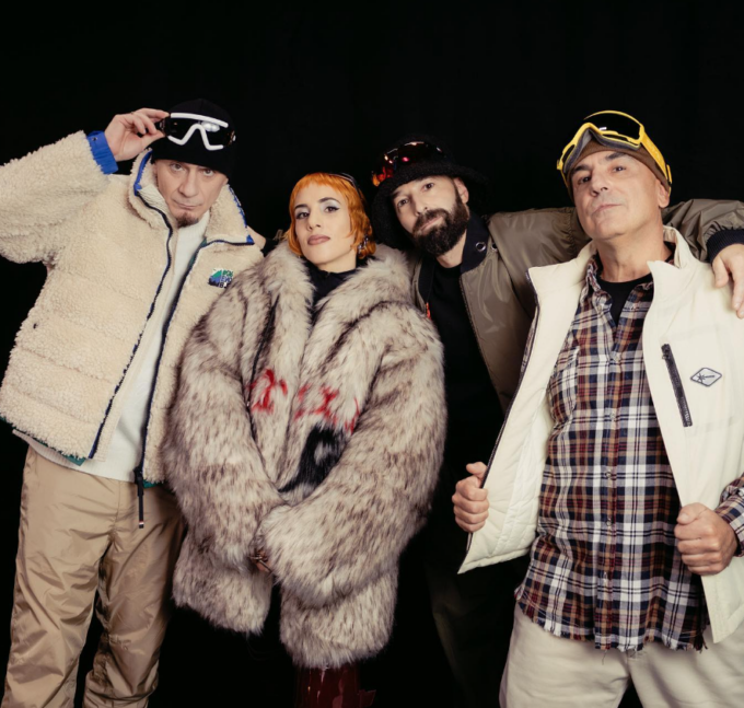 “Una cosa bene”, fuori a mezzanotte il nuovo brano degli Articolo 31 feat. Coma_Cose