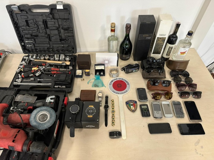 Furto aggravato in abitazione: arrestata una coppia a Rovato