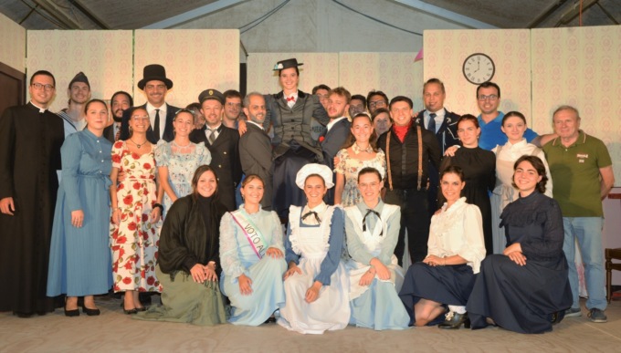 “Oasi in scena”: una tata di nome…Mary sbarca a Moniga del Garda