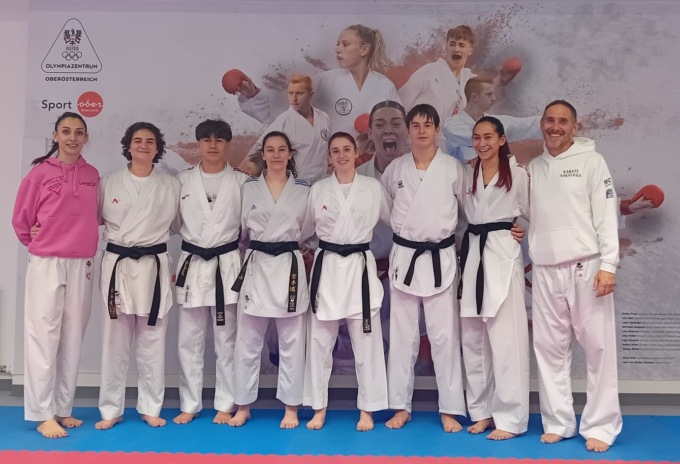 Karate Nakajama di Rezzato: gli atleti in partenza per Atene