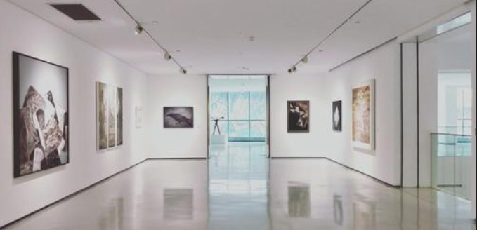 “Angelo Mazzocca. Pittura tra suggestioni e conversazioni visive”: sabato il taglio del nastro