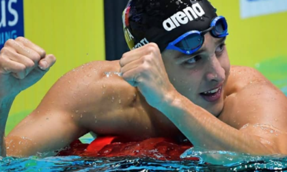 Michele Lamberti, terzo posto per il campione di nuoto bresciano nella staffetta 4x100 mista ai Mondiali di nuoto di Doha