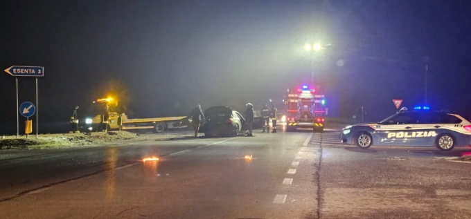 Sinistro sulla spbs668, due le auto coinvolte