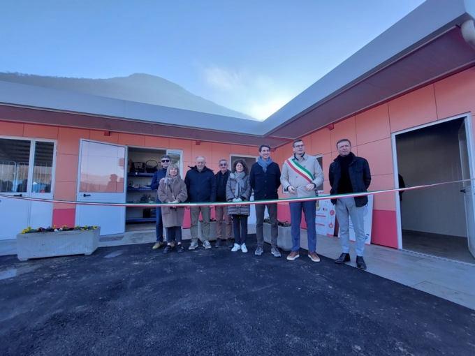 Pisogne: taglio del nastro per il nuovo centro del riuso