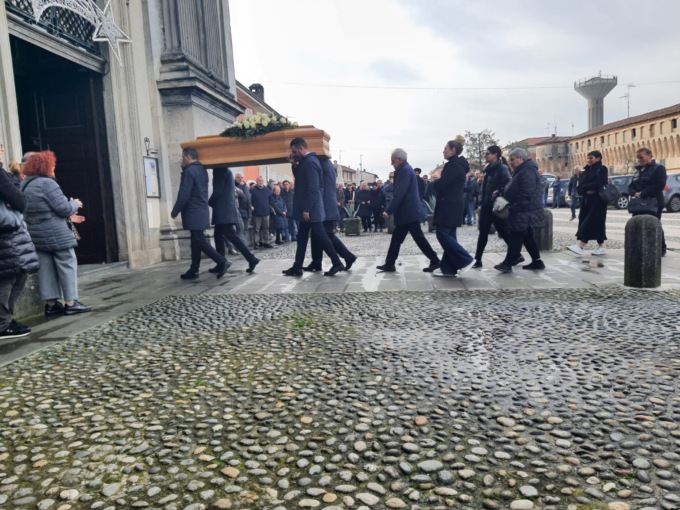 Lacrime per la scomparsa di Mauro Previdi