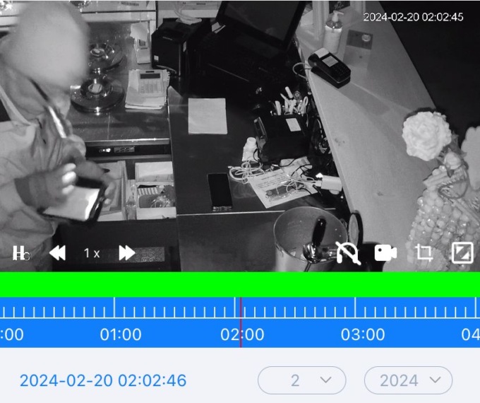 Ladri in azione al bar del parco Nocivelli e al nido Morelli