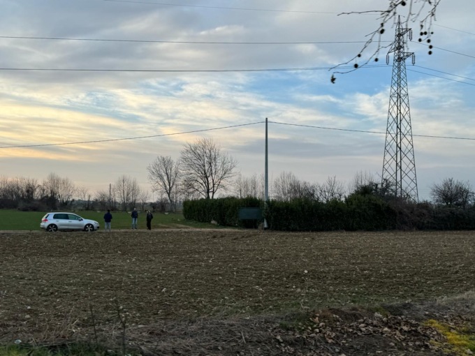 Trattore rubato ritrovato nelle campagne