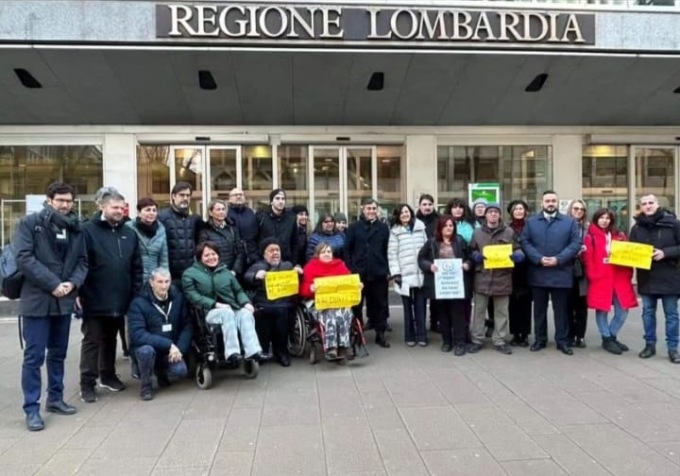 Disabilità, meno risorse per l’assistenza indiretta: le associazioni pronte a protestare