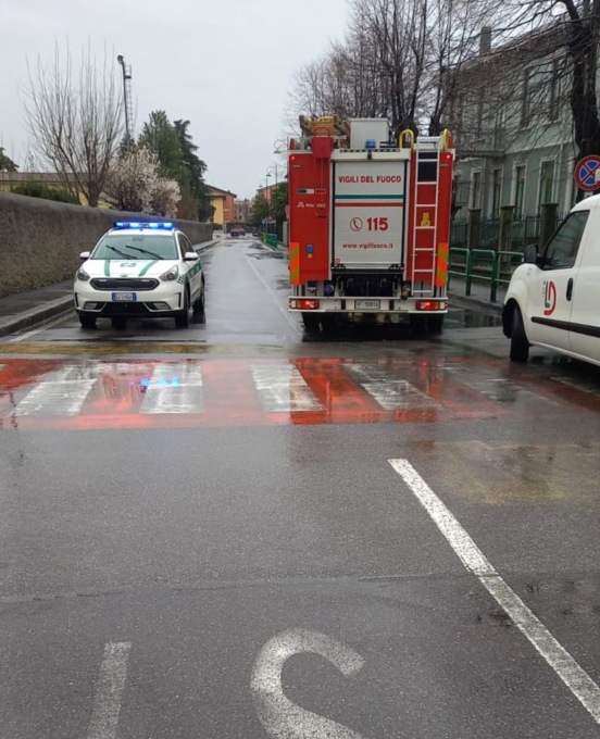 Cologne, fuga di gas fuori dalla scuola: studenti spostati nella palestra