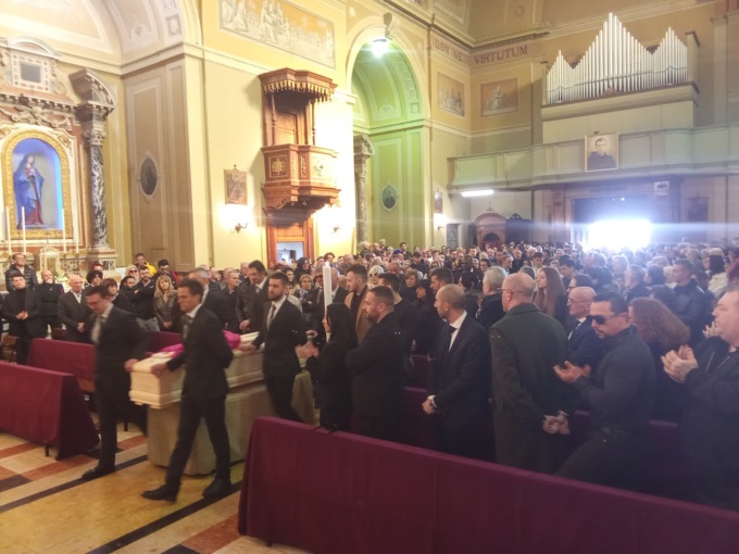 Addio Carlo Tessari in arte Madame SìSì