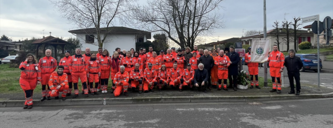La mano al cuore della famiglia Signorelli regala un Dae