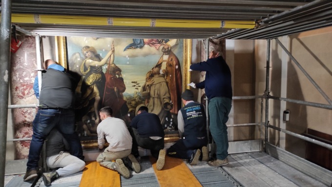 Al via il restauro dell’Incoronazione della Vergine” nella chiesa dei Santi Nazaro e Celso