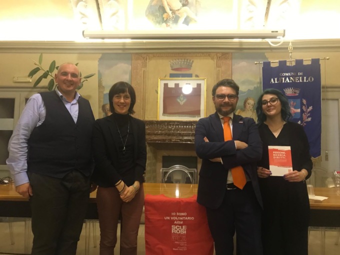 Dieci cose da sapere sulla sclerosi multipla: la preziosa testimonianza di Luisella Bonetti