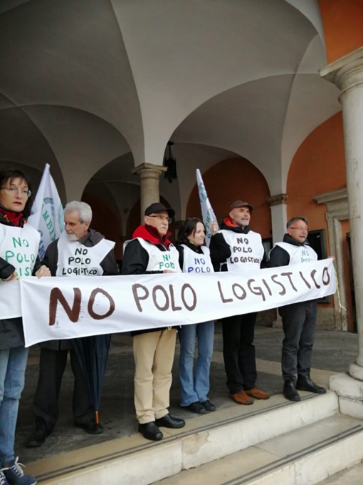 Il comitato No Polo non si ferma