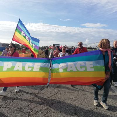 La scuola contro la gita all’aeroporto militare, in 200 docenti firmano