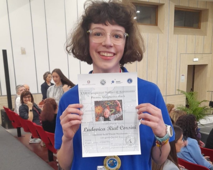 Ai Campionati di astronomia brilla la stella di Ludovica che gareggerà alle Olimpiadi