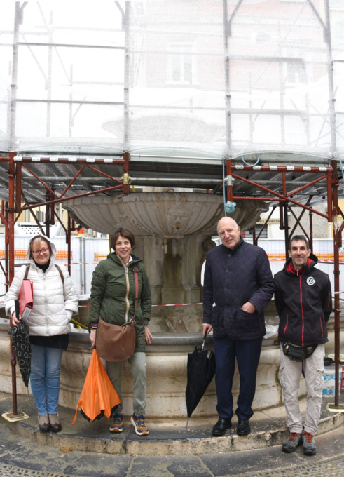 Fontana di piazza Sant’Alessandro, avviati i lavori di restauro