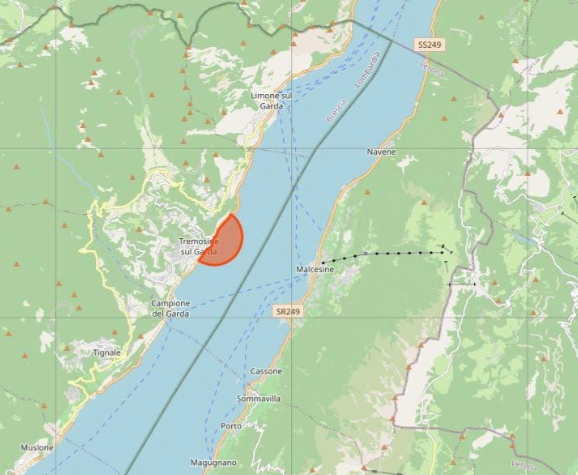Alto Garda, scatta l’ordinanza di divieto temporaneo di navigazione nei pressi del depuratore Limone-Tremosine