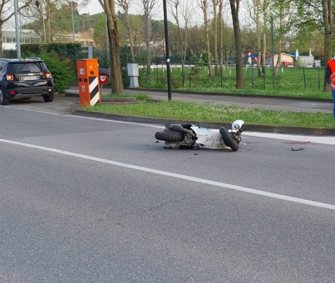 Scontro auto moto, paura a Montichiari