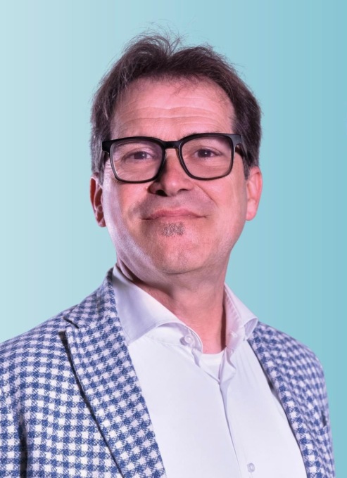 Il candiato Roberto Goffi presenta la sua Siamo Chiari