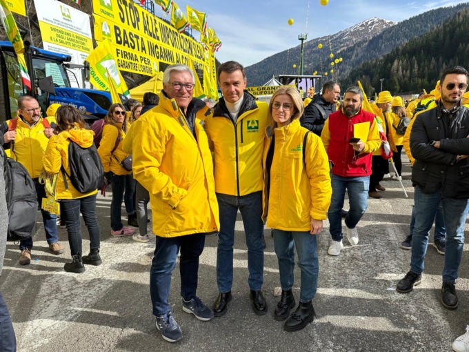 Made in Italy: oltre mille imprenditori agricoli bresciani al Brennero per fermare il falso cibo italiano