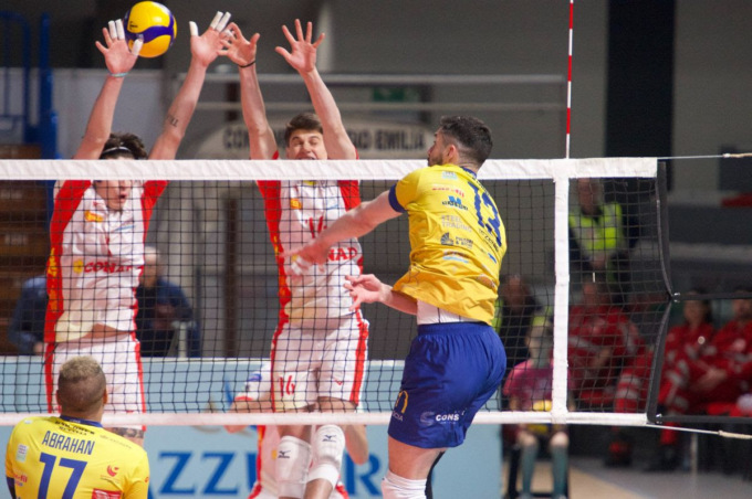 I Tucani si fanno battere dai padroni di casa a Reggio Emilia