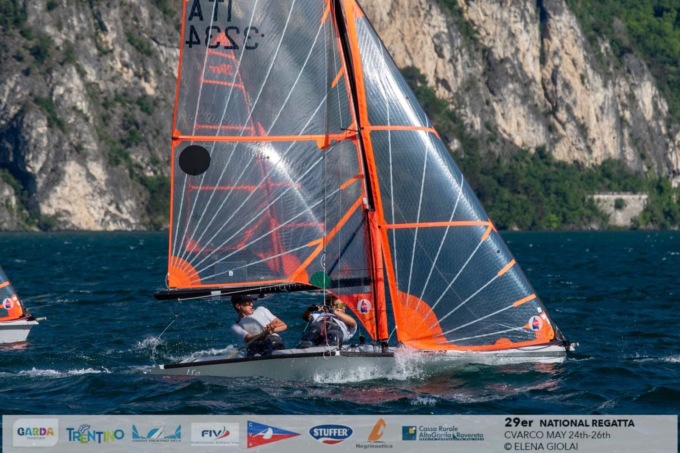 Regata nazionale 29er al Lido di Arco: ottime prestazioni per la Canottieri Garda Salò